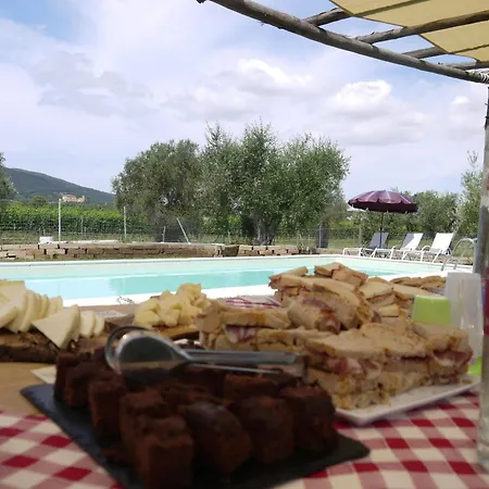 カントリーハウス Podere Monte Corno アルベレーゼ